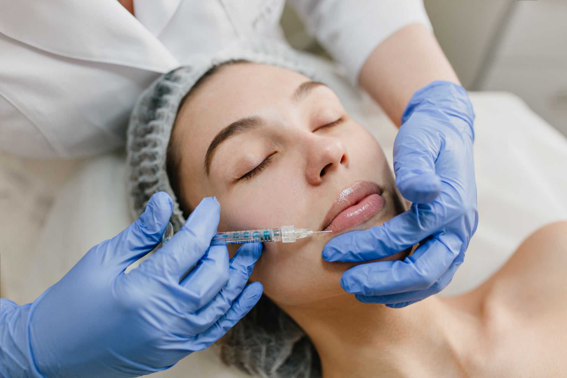 What’s the difference between BOTOX® and Dermal Fillers?